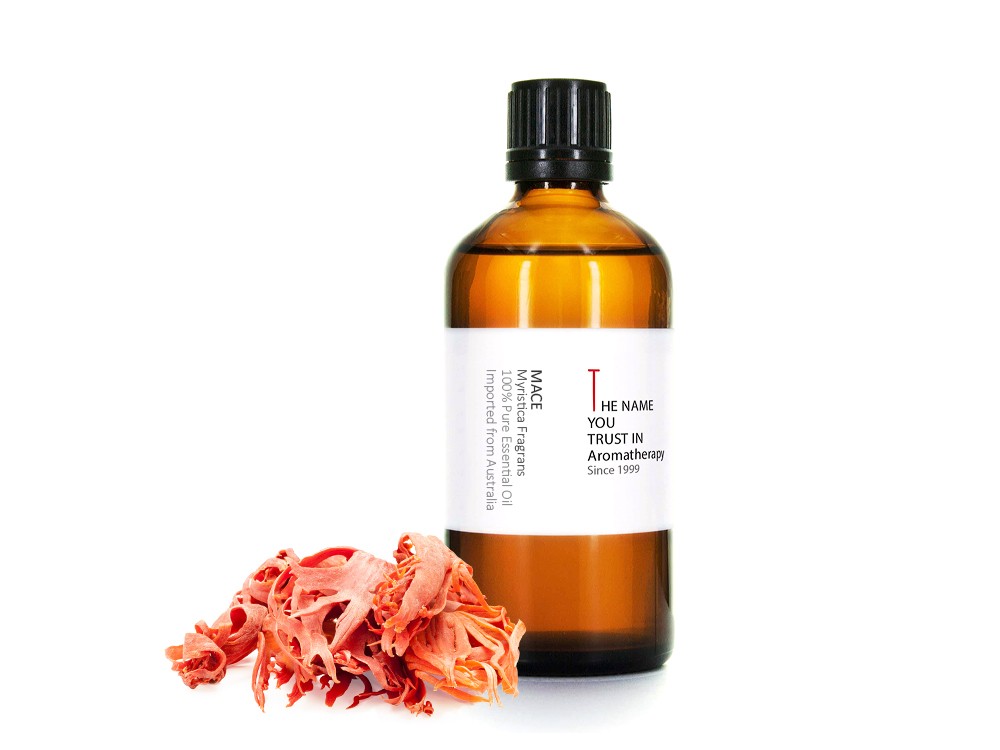 Mace Essential Oil